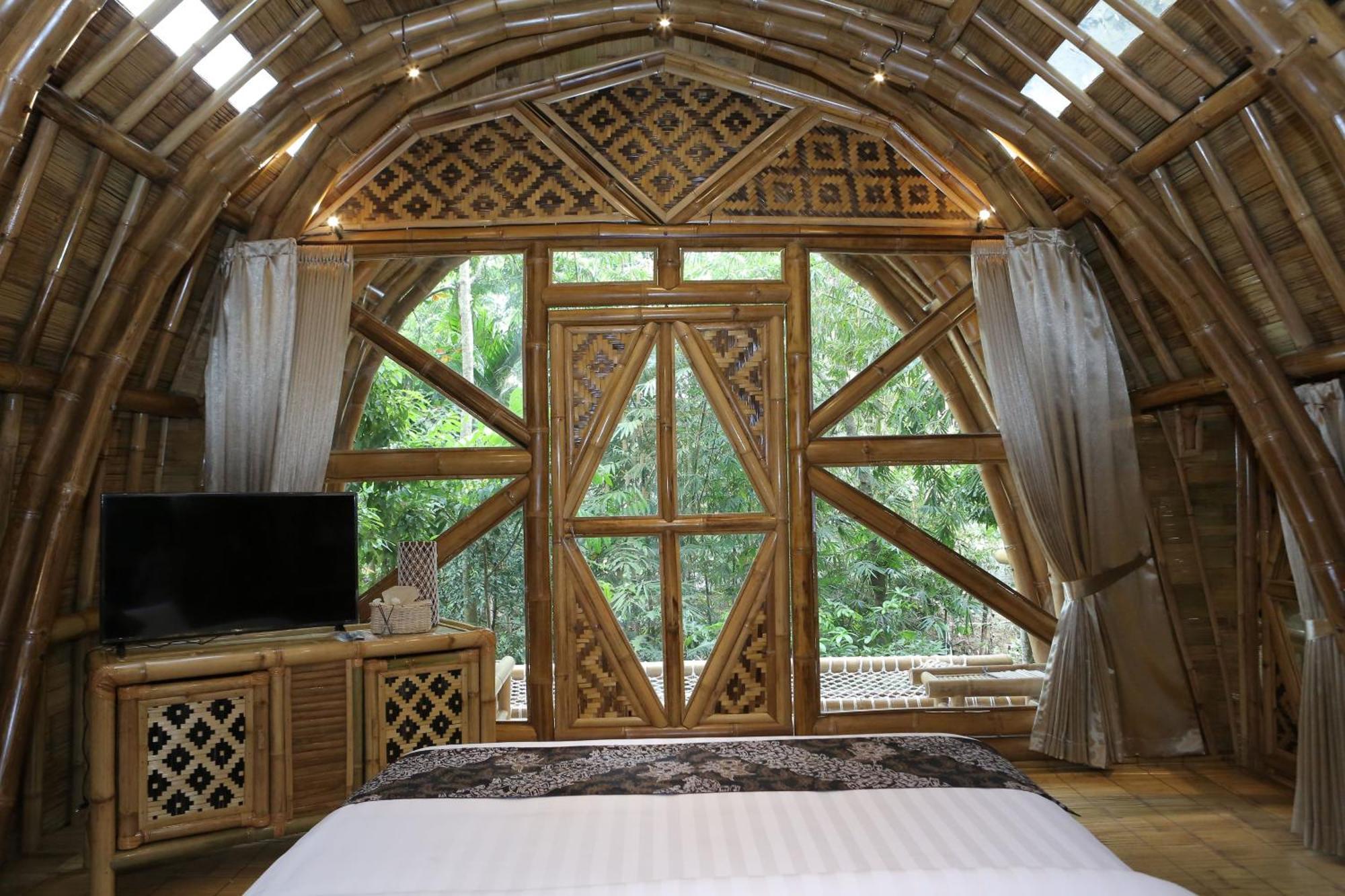 The Osing Bamboo Resort - A Liberta Collection Banyuwangi  Exterior foto