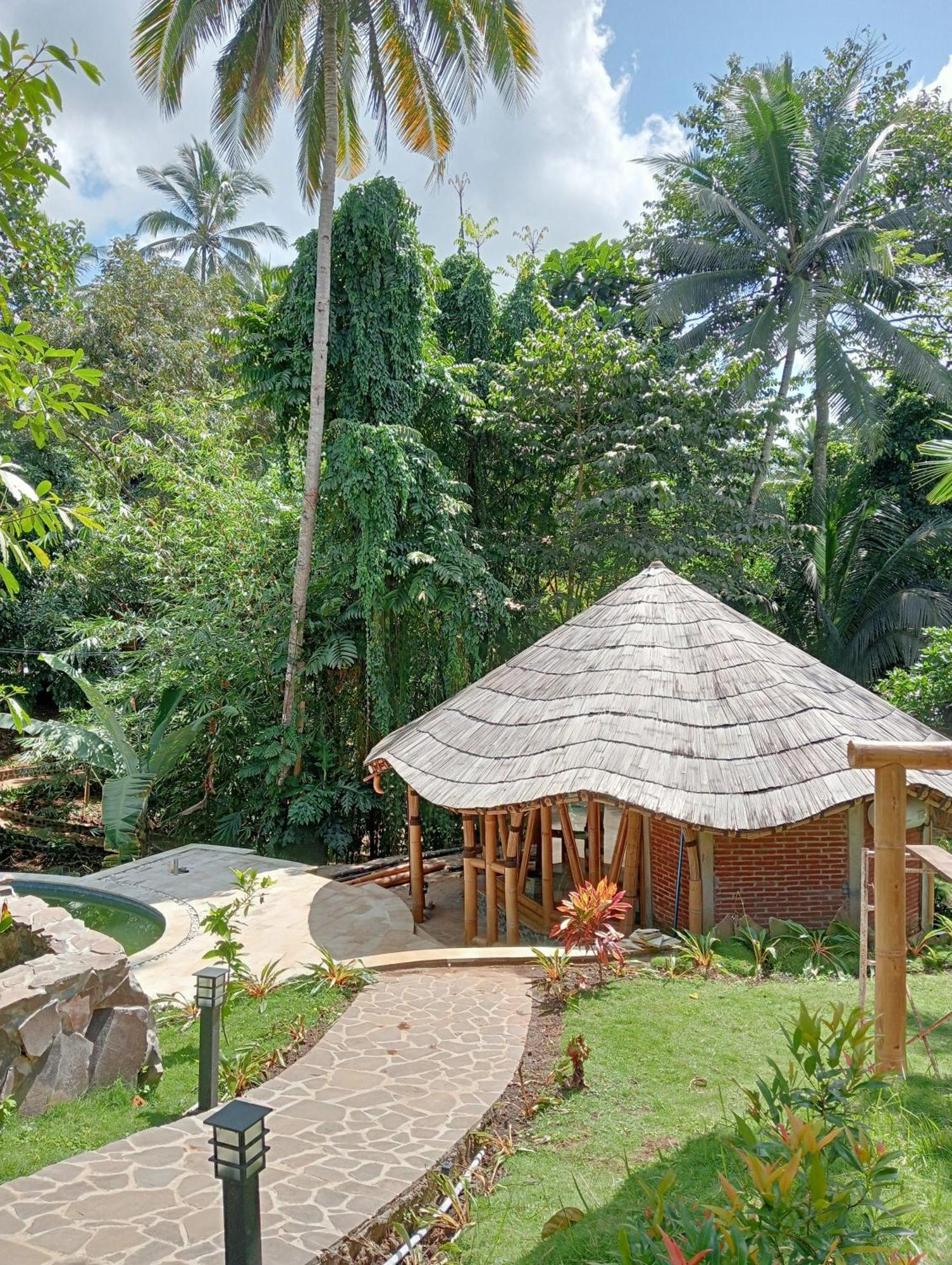 The Osing Bamboo Resort - A Liberta Collection Banyuwangi  Exterior foto